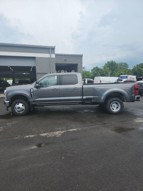 new 2025 Ford F-350 car, priced at $84,970