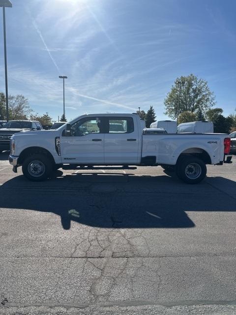 new 2024 Ford F-350 car, priced at $62,090