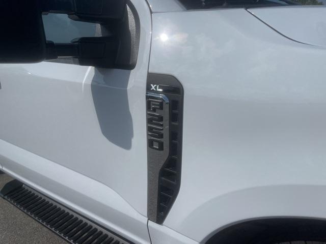 new 2024 Ford F-250 car, priced at $52,850