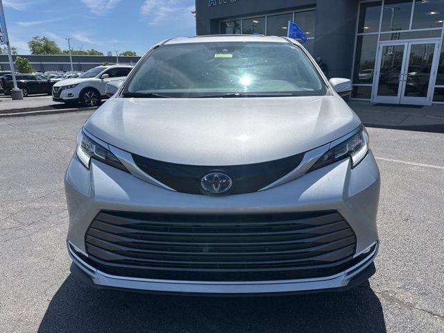 used 2021 Toyota Sienna car, priced at $41,187