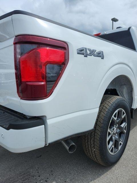 new 2025 Ford F-150 car, priced at $47,278