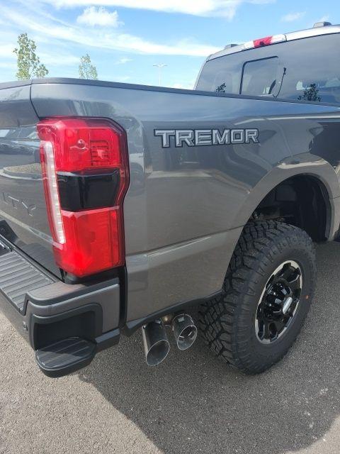 new 2025 Ford F-350 car, priced at $87,674