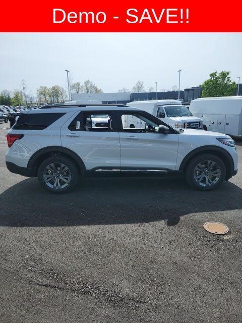 new 2025 Ford Explorer car, priced at $41,085