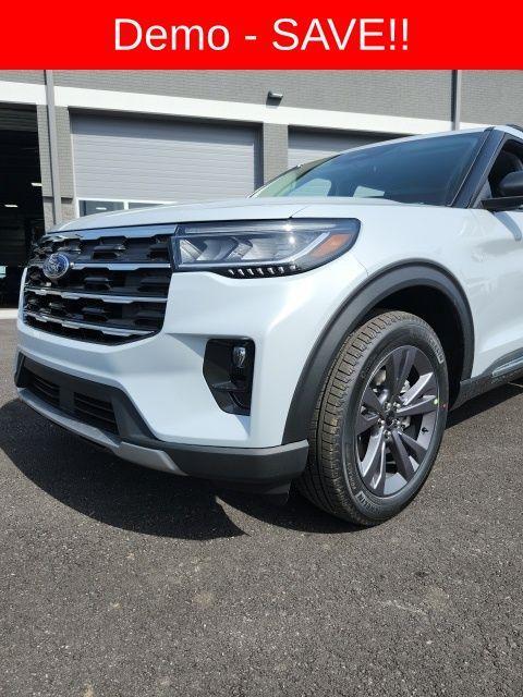 new 2025 Ford Explorer car, priced at $41,085