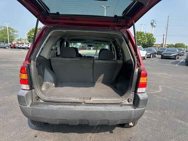 used 2003 Ford Escape car, priced at $3,799