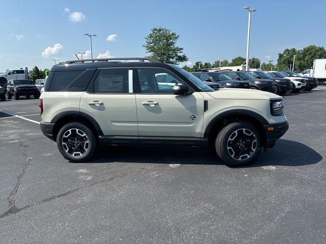 new 2024 Ford Bronco Sport car, priced at $32,464