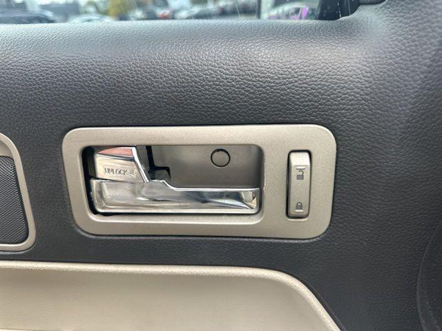 used 2006 Lincoln Zephyr car, priced at $6,995