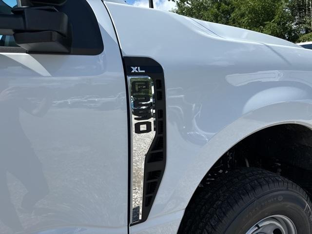 new 2024 Ford F-250 car, priced at $46,238