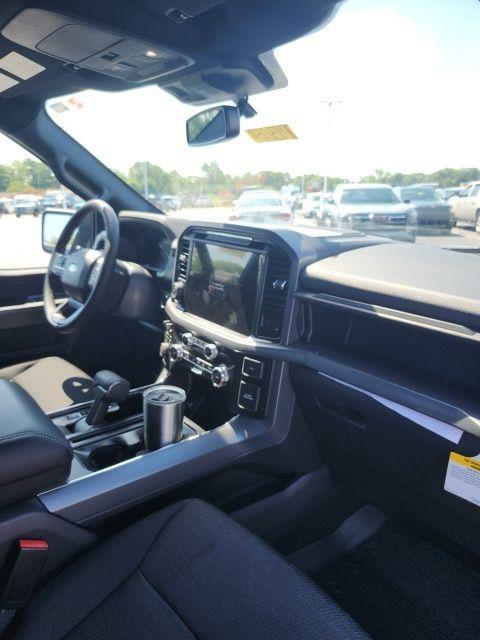new 2025 Ford F-150 car, priced at $61,320