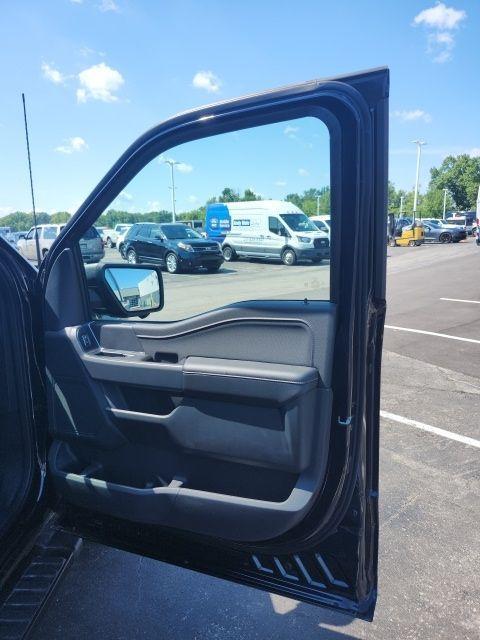 new 2025 Ford F-150 car, priced at $61,320