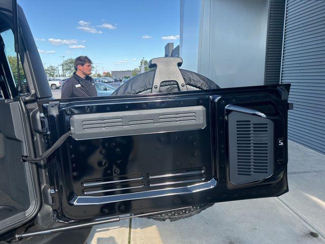 new 2025 Ford Bronco car, priced at $43,702