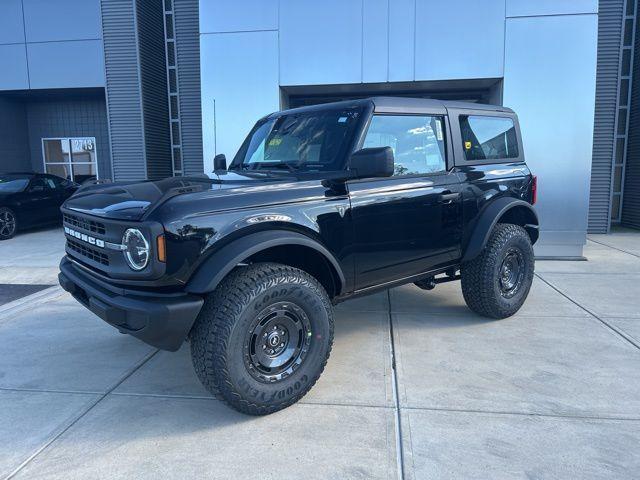new 2025 Ford Bronco car, priced at $43,702
