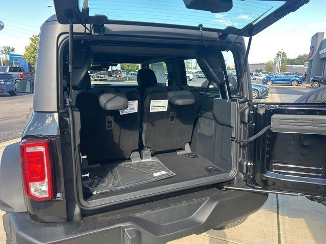 new 2025 Ford Bronco car, priced at $43,702