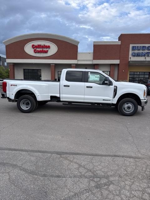 new 2024 Ford F-350 car, priced at $62,705