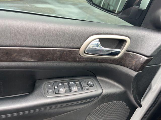 used 2012 Jeep Grand Cherokee car, priced at $10,995