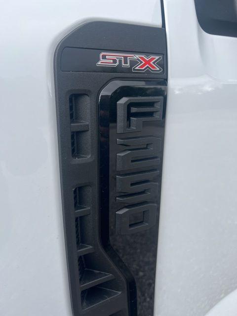 new 2025 Ford F-250 car, priced at $53,650