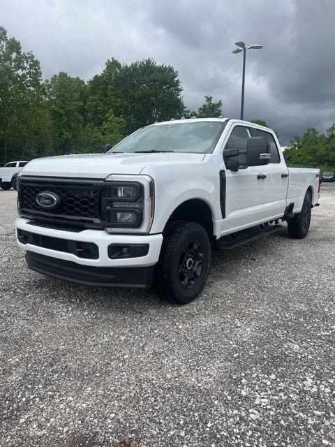 new 2025 Ford F-250 car, priced at $53,650