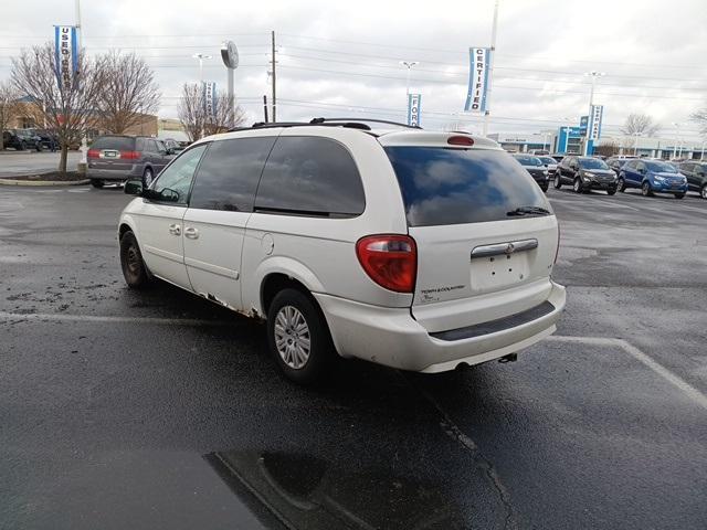 used 2007 Chrysler Town & Country car, priced at $2,300