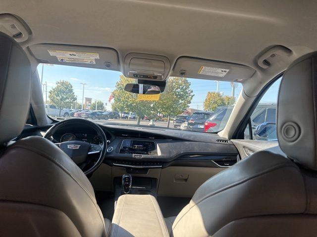 used 2021 Cadillac XT4 car, priced at $13,977