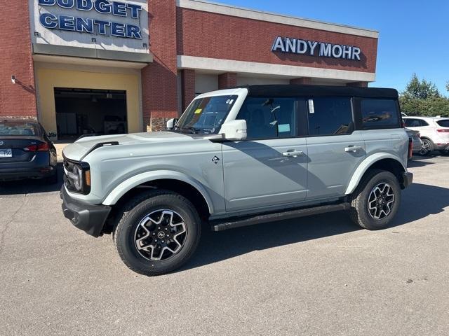 new 2024 Ford Bronco car, priced at $49,502