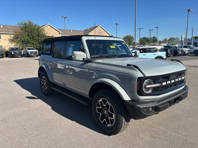 new 2024 Ford Bronco car, priced at $49,502