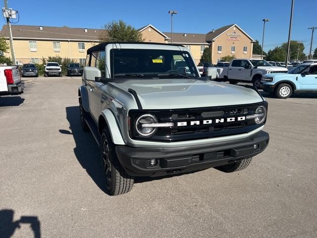 new 2024 Ford Bronco car, priced at $49,502