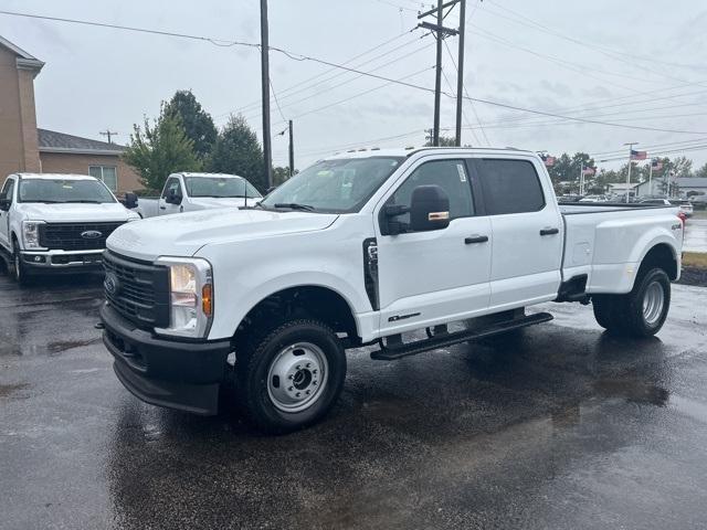 new 2024 Ford F-350 car, priced at $60,448