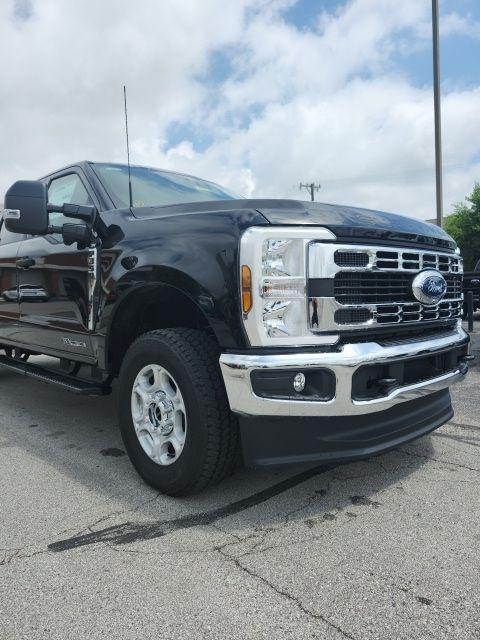 new 2025 Ford F-350 car, priced at $70,445