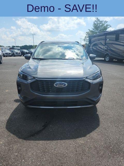 new 2025 Ford Escape car, priced at $31,250