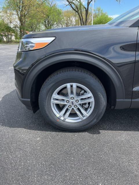 new 2024 Ford Explorer car, priced at $35,993