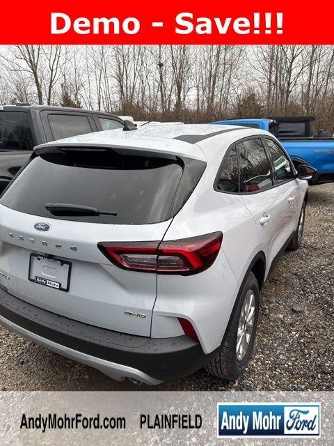new 2025 Ford Escape car, priced at $26,200