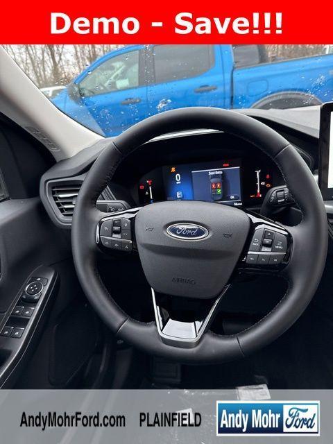 new 2025 Ford Escape car, priced at $26,200