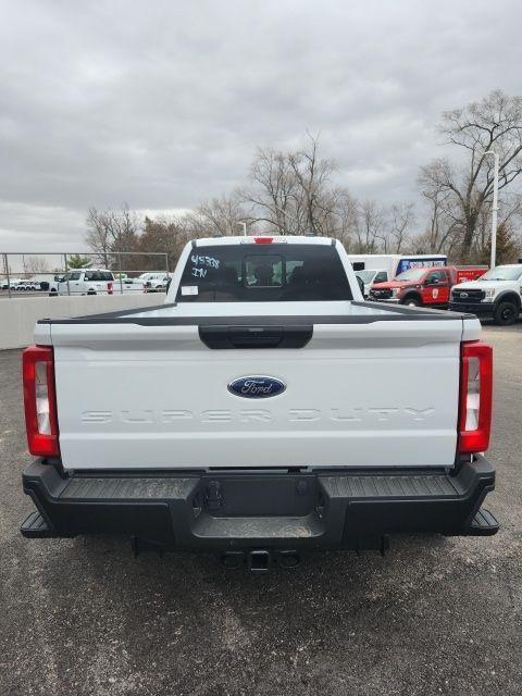 new 2025 Ford F-350 car, priced at $65,415