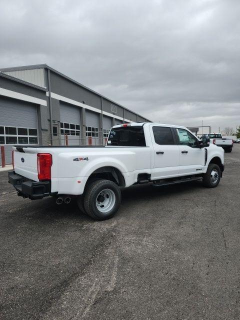 new 2025 Ford F-350 car, priced at $65,415