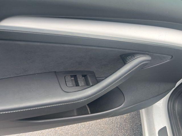 used 2021 Tesla Model 3 car, priced at $28,995