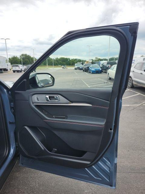 new 2025 Ford Explorer car, priced at $46,705