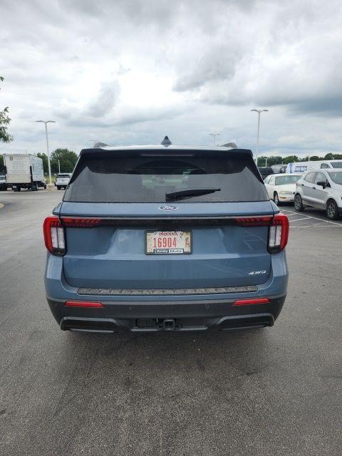 new 2025 Ford Explorer car, priced at $46,705
