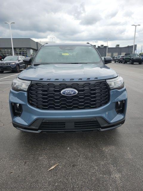 new 2025 Ford Explorer car, priced at $46,705