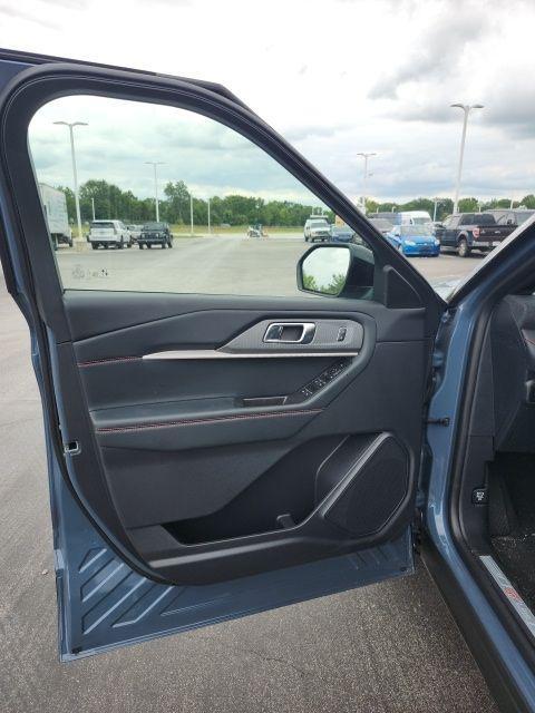 new 2025 Ford Explorer car, priced at $46,705