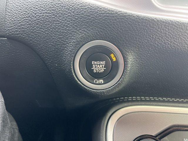 used 2019 Dodge Challenger car