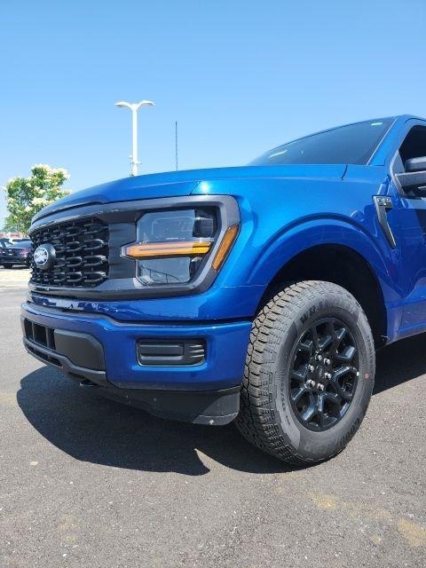 new 2025 Ford F-150 car, priced at $42,952