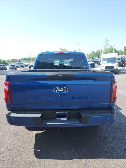 new 2025 Ford F-150 car, priced at $42,952