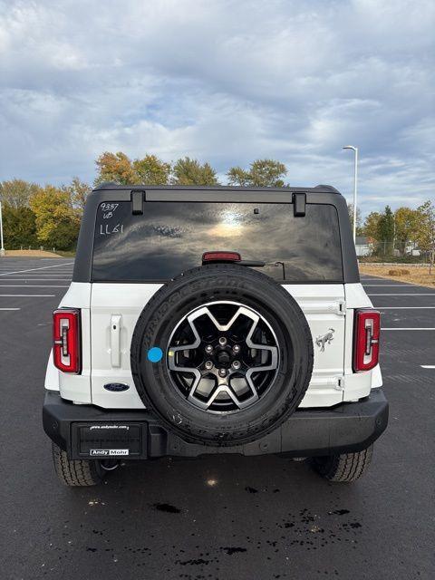 new 2025 Ford Bronco car, priced at $50,695