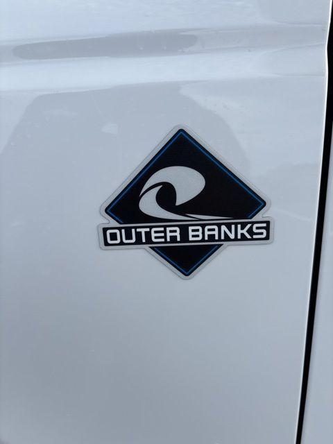 new 2025 Ford Bronco car, priced at $50,695