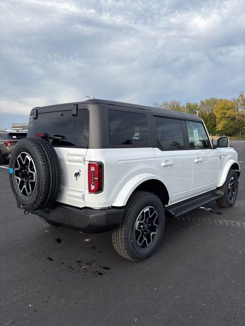 new 2025 Ford Bronco car, priced at $50,695