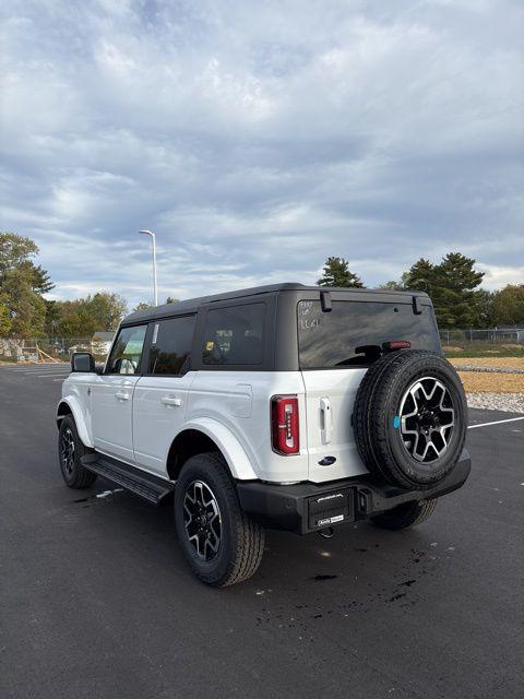 new 2025 Ford Bronco car, priced at $50,695