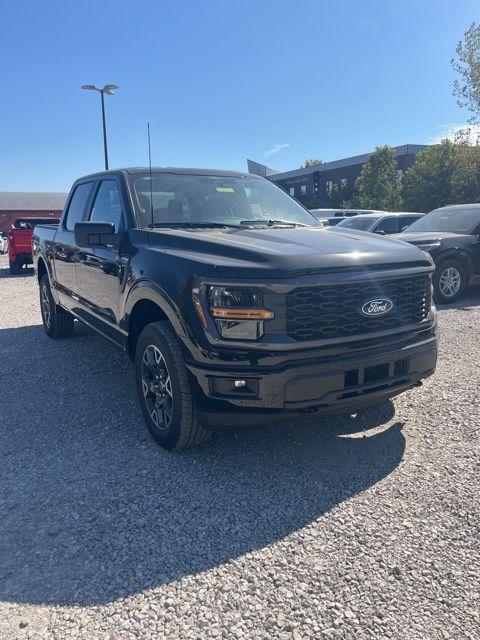 new 2024 Ford F-150 car, priced at $44,354