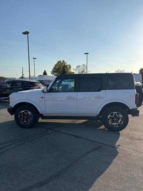 new 2024 Ford Bronco car, priced at $50,586