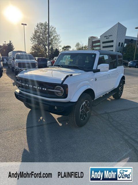 new 2024 Ford Bronco car, priced at $49,586