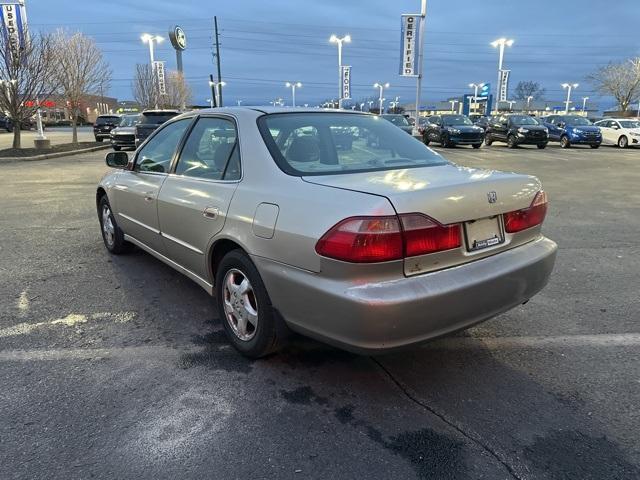 used 2000 Honda Accord car, priced at $4,600